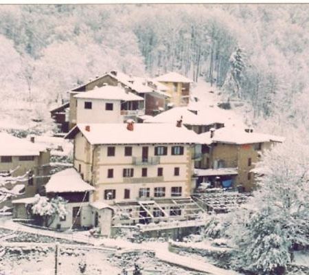 Hotel Delzanno Varallo Zewnętrze zdjęcie